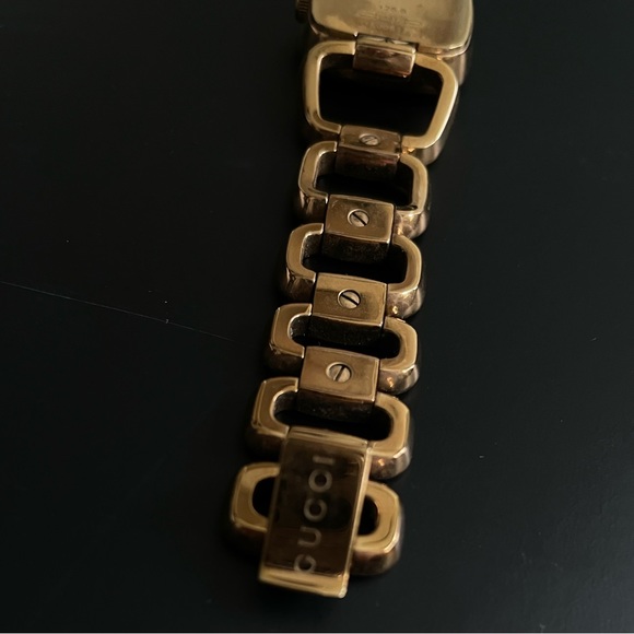 SOLD GUCCI G diamond watch - Picture 2 of 5